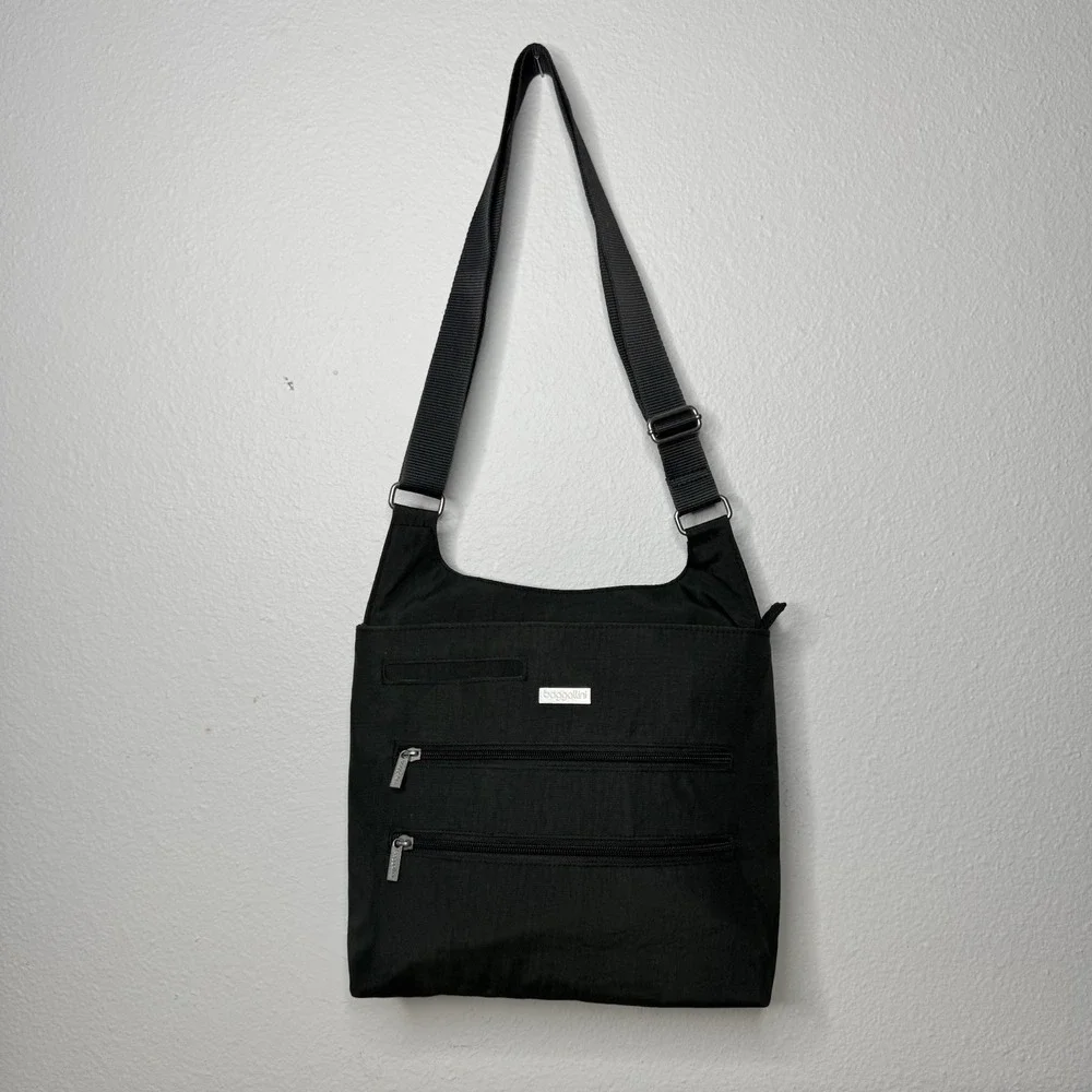 Baggallini Gray‎ Bucket Bagg Crossbody Purse Handbag Travel Bag - Stained Lining